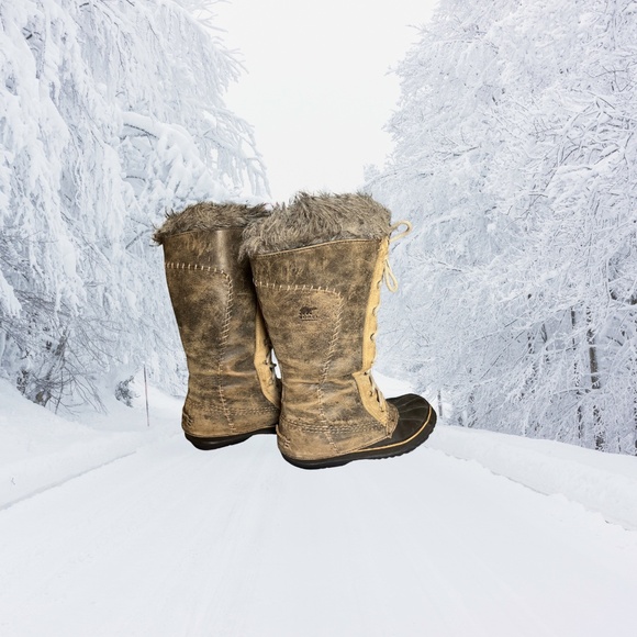 Sorel “Cate the Great” Leather Winter Boots — Women’s Size 6 — Waterproof - Picture 4 of 5